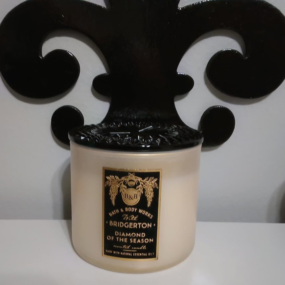 Bath and body Works BRIDGERTON Limited Collection. 3Wick Candles - Picture 10 of 12